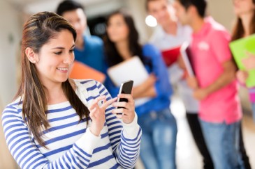 Should Cell Phones be allowed in School?