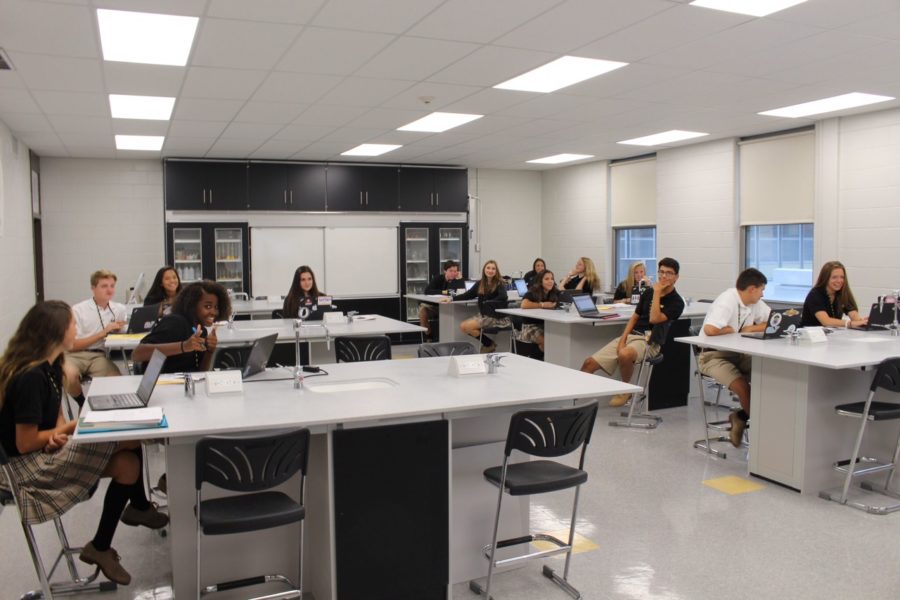 SJVs New Chemistry Lab: How Students and Teachers Feel About the Renovation